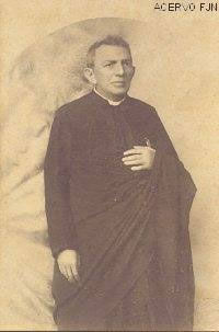 http://www.algosobre.com.br/images/stories/assuntos/biografias/Padre%20Cicero.jpg